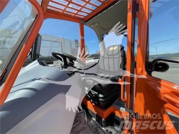 JLG 1075 Teleskoplastere