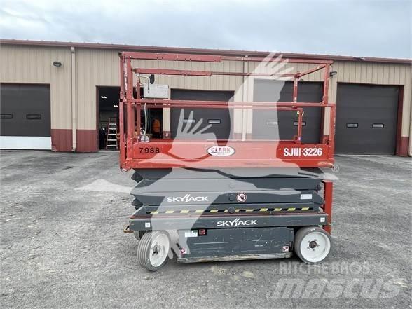 SkyJack SJ3226 Sakselifter