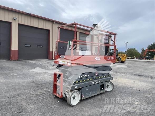 SkyJack SJ3226 Sakselifter