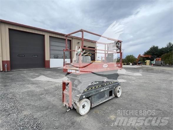 SkyJack SJ3226 Sakselifter