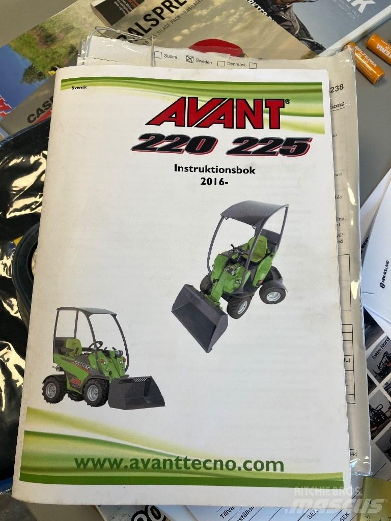 Avant 225 Kompaktlaster