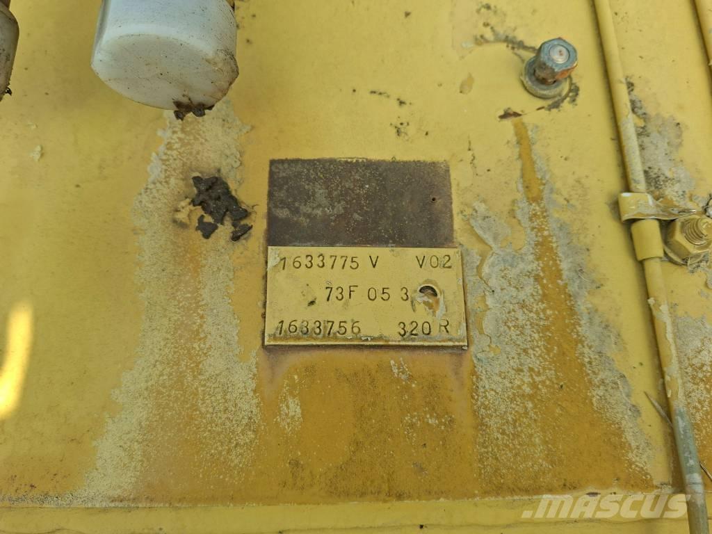 CAT 320 C L Beltegraver