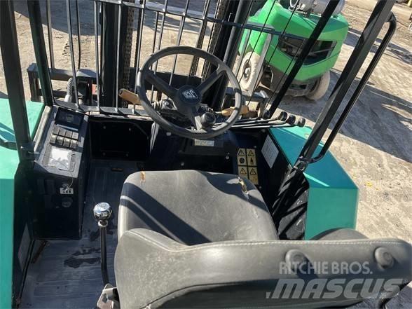 JCB 930 Terrenggående gaffeltruck