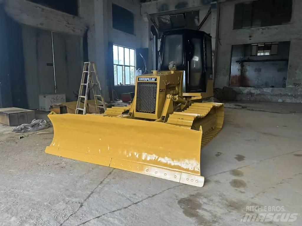 CAT D 4 C Dozere Beltegående