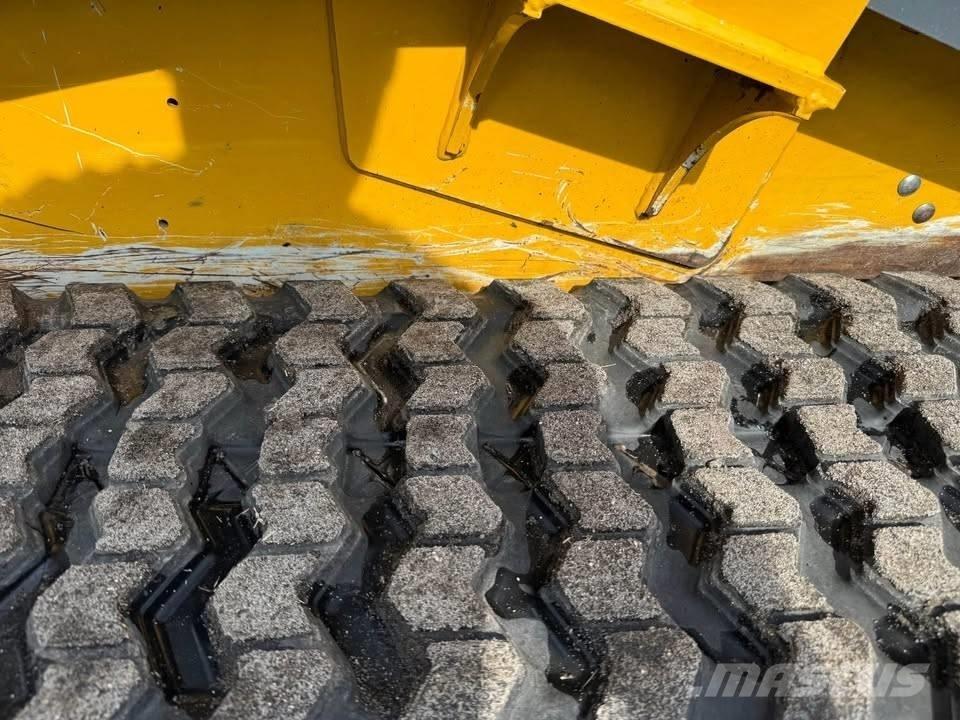 John Deere 317G Kompaktlastere