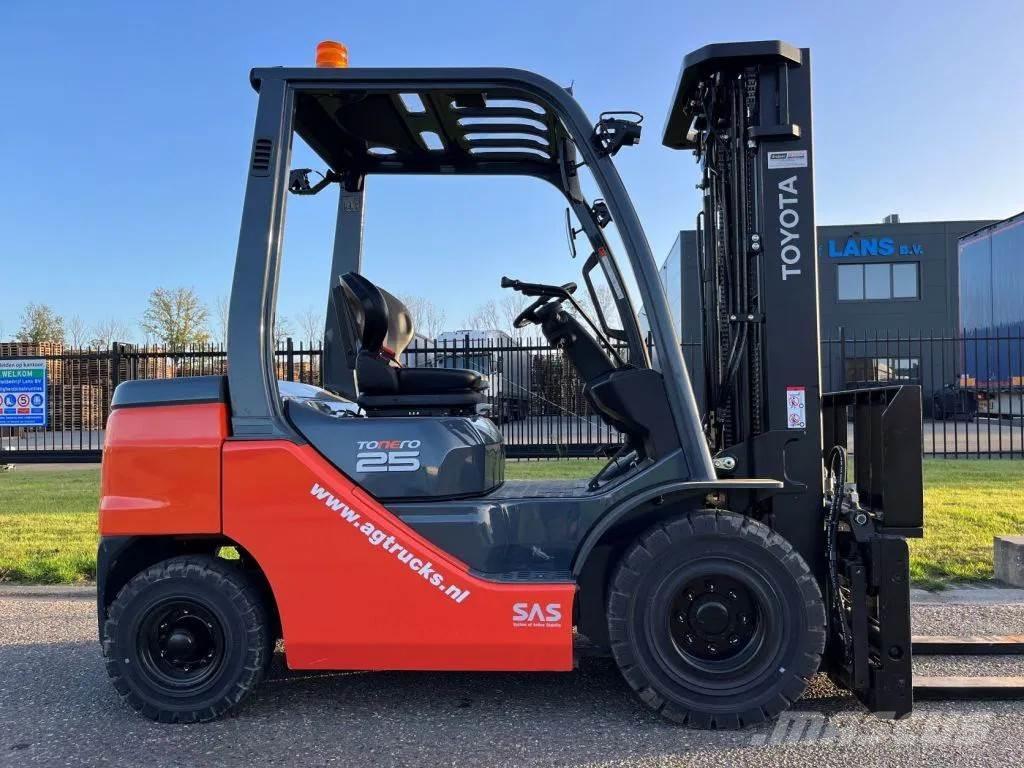 Toyota 52-8FDF25 Diesel Trucker