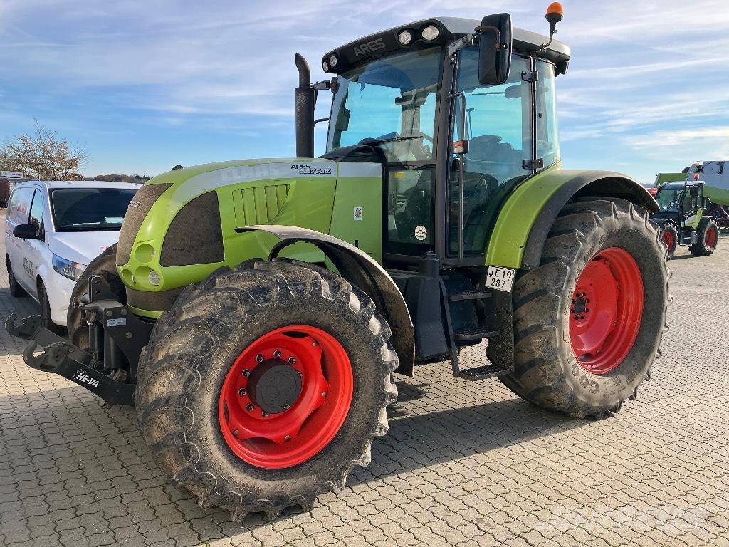 CLAAS Ares 697 ATZ Traktorer