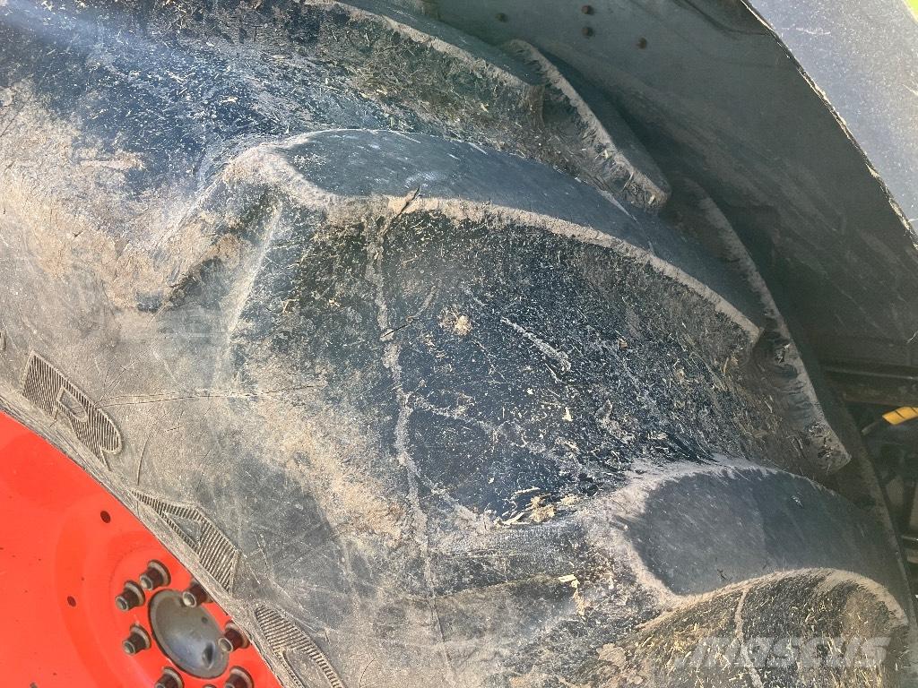 CLAAS Ares 697 ATZ Traktorer