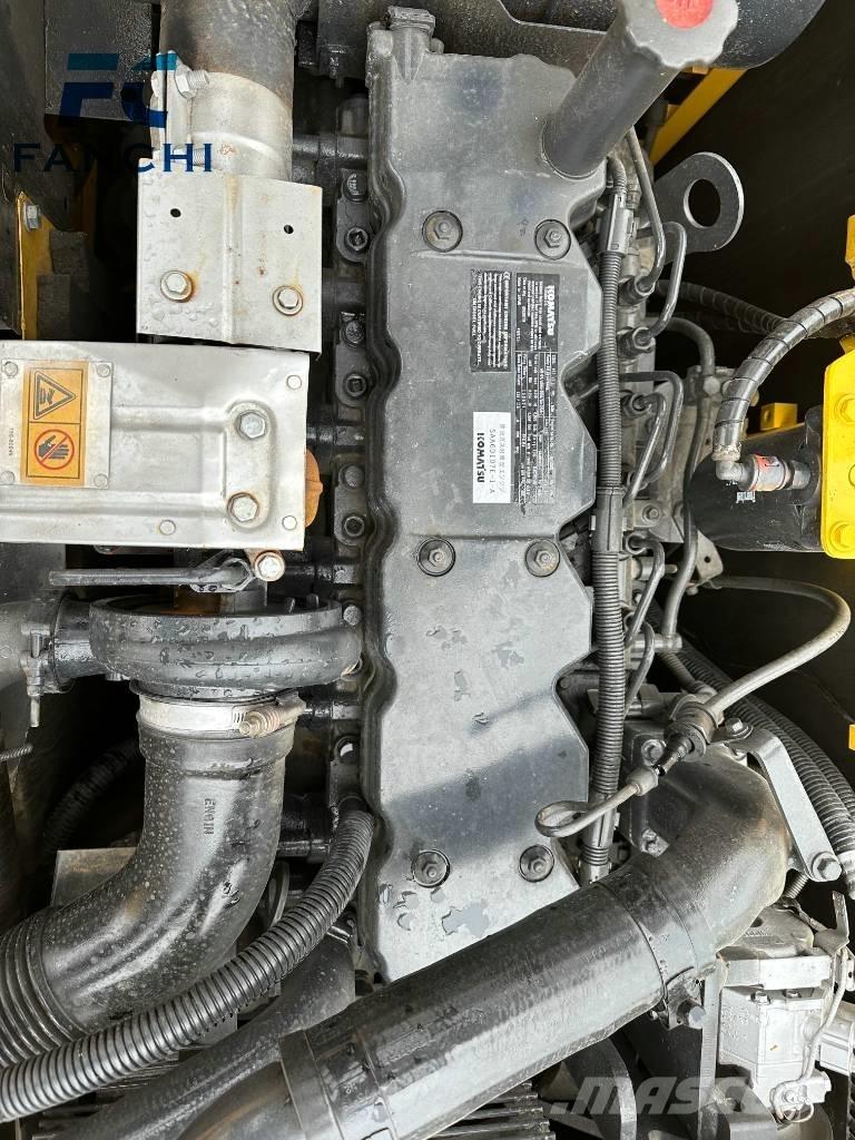Komatsu 200-8 Beltegraver