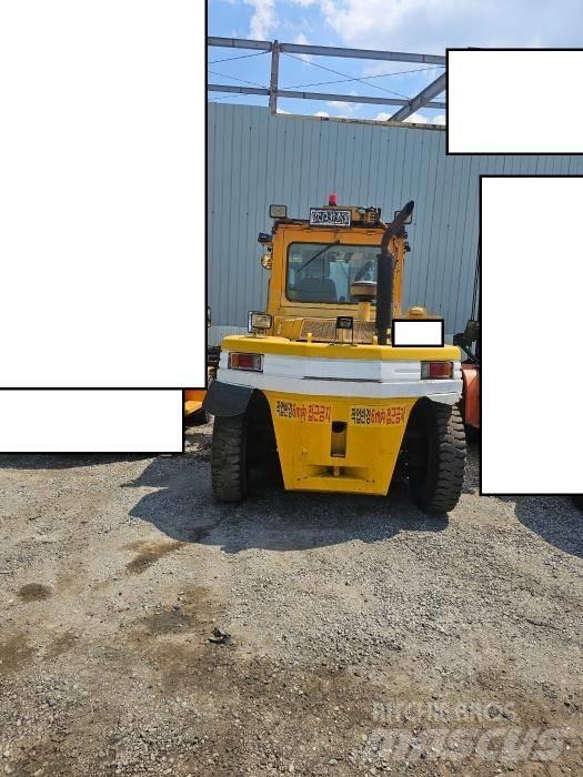 Hyundai 100D Gaffeltrucker - Annet