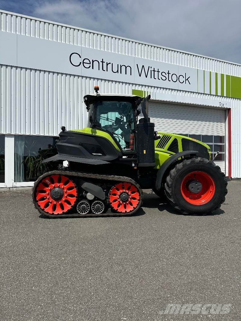 CLAAS Axion 960 TT Beltegående Kran