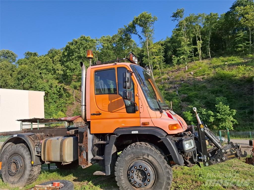 Unimog U500 Redskapsbærere