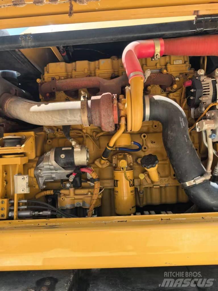 CAT M 320 Hjulgravere