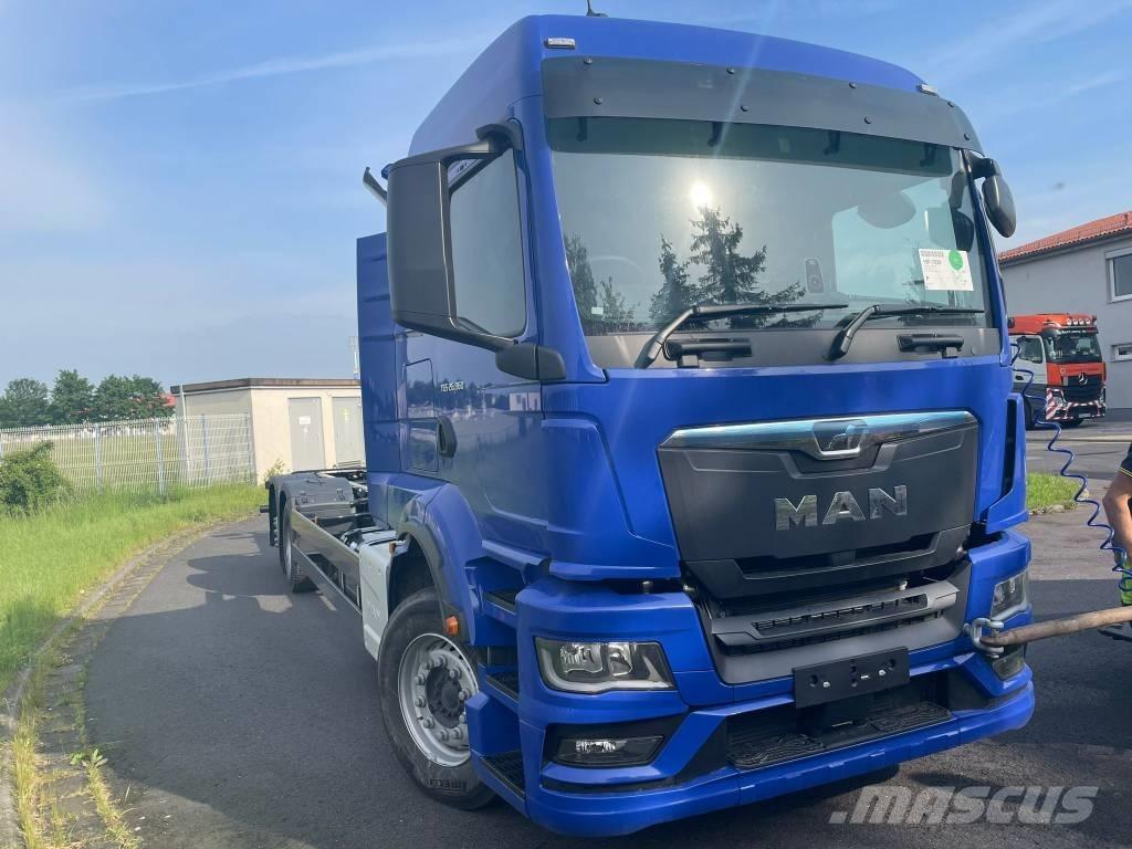 MAN TGS 26.360 Chassis