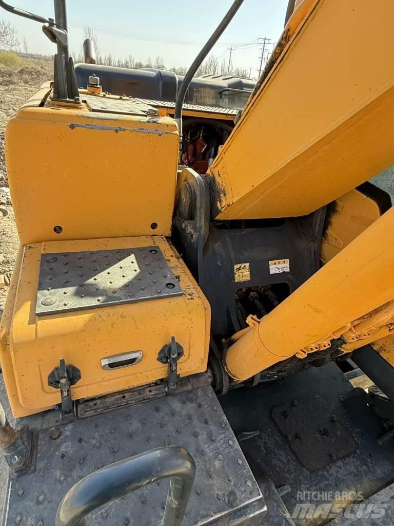 Hyundai R210W-9 Hjulgravere