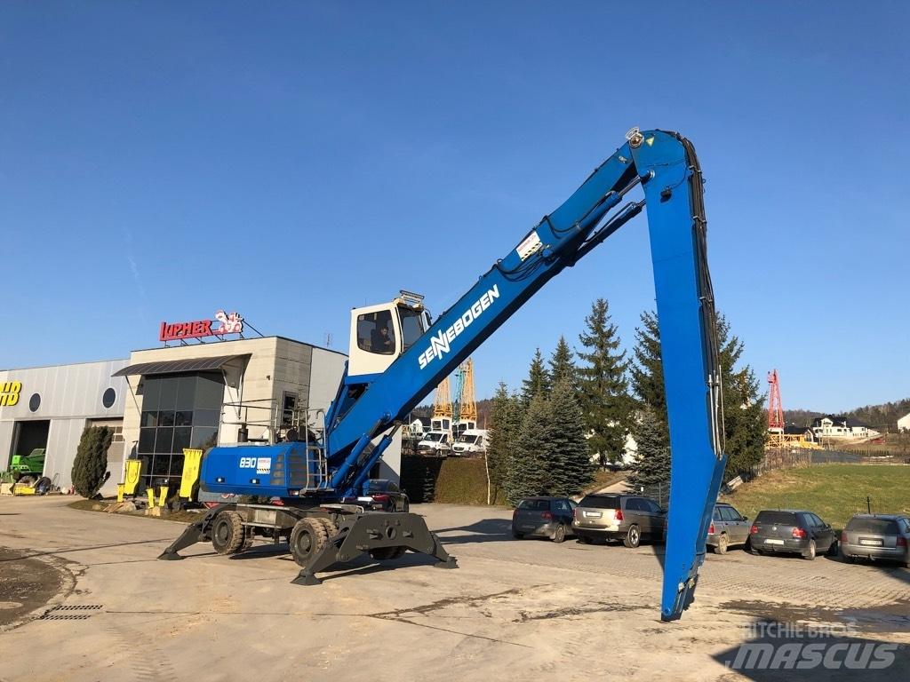 Sennebogen 830 Gravemaskiner for avfallshåndtering