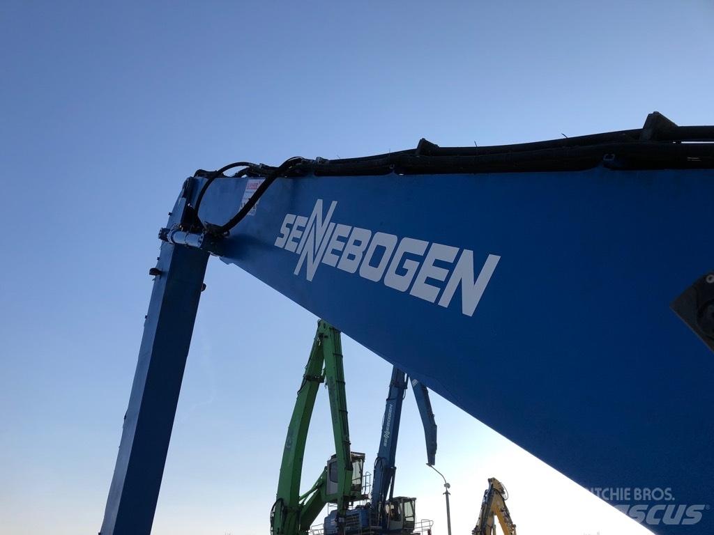 Sennebogen 830 Gravemaskiner for avfallshåndtering