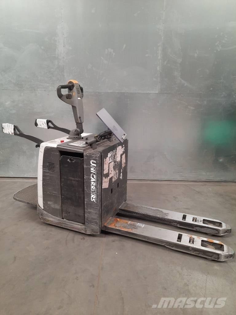 UniCarriers 200PMR Lavtløftende truck med platform