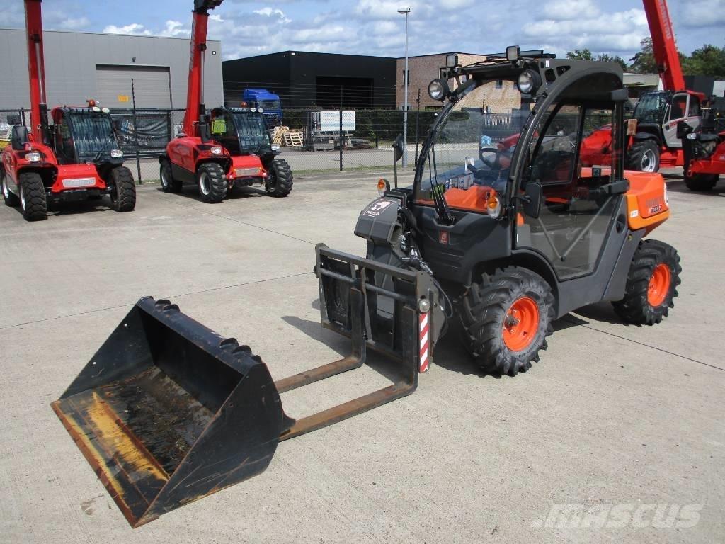 Ausa T144 H X4 (071) Teleskoplastere