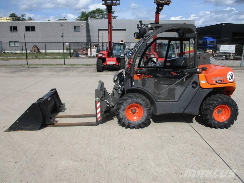 Ausa T144 H X4 (071) Teleskoplastere