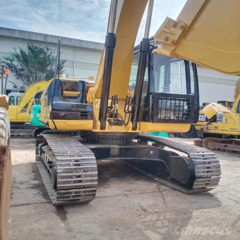 CAT 330 D Beltegraver