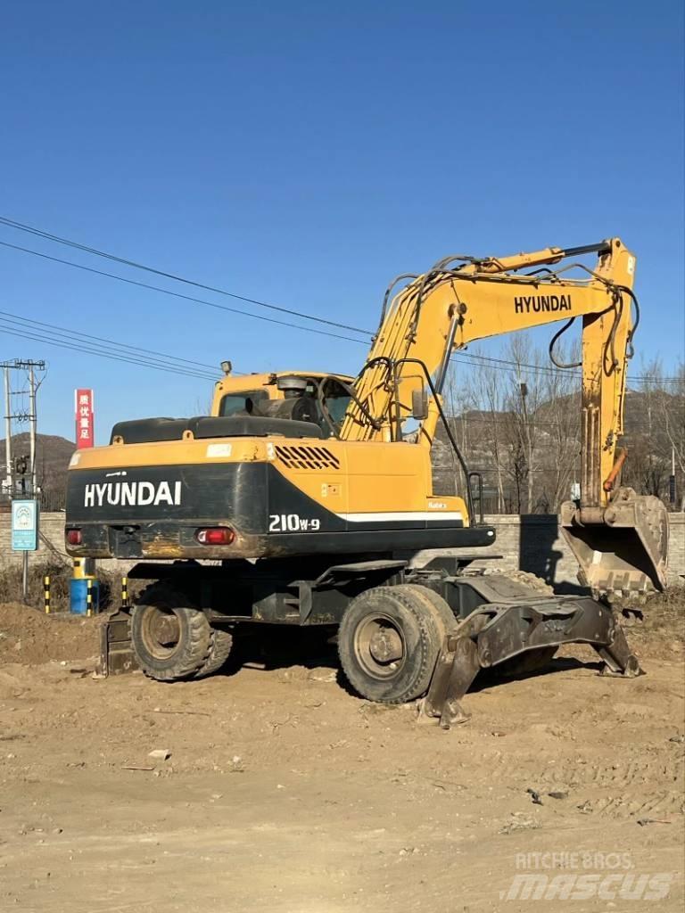 Hyundai R210W-9 Hjulgravere