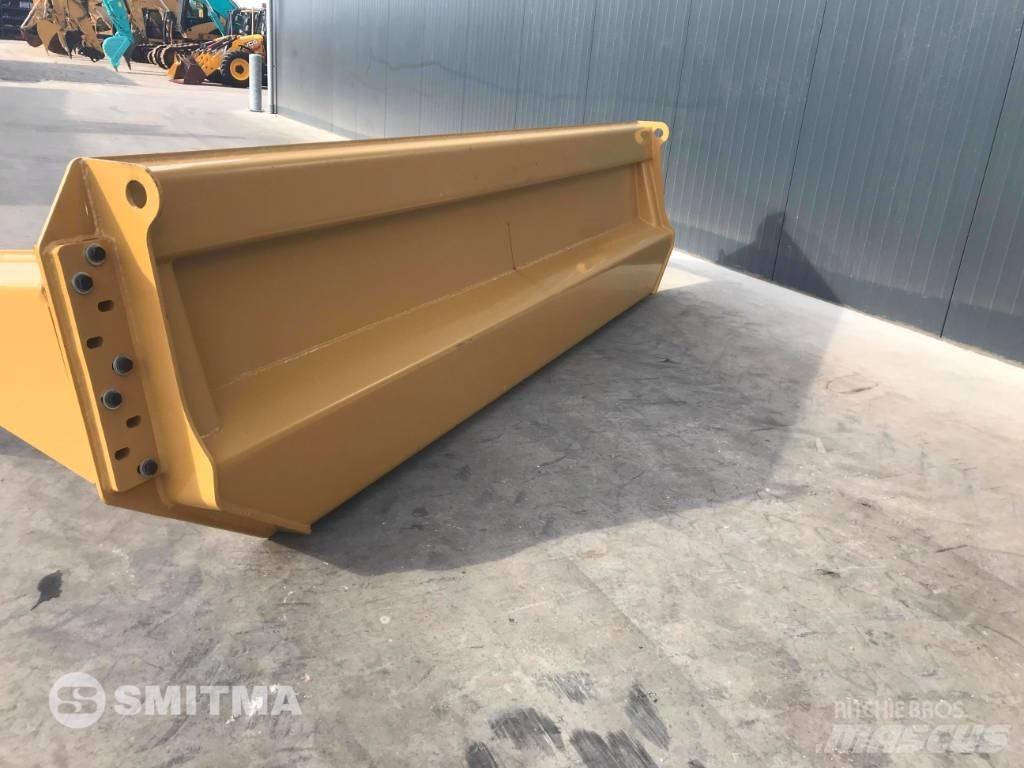 CAT 740B Baklemmer