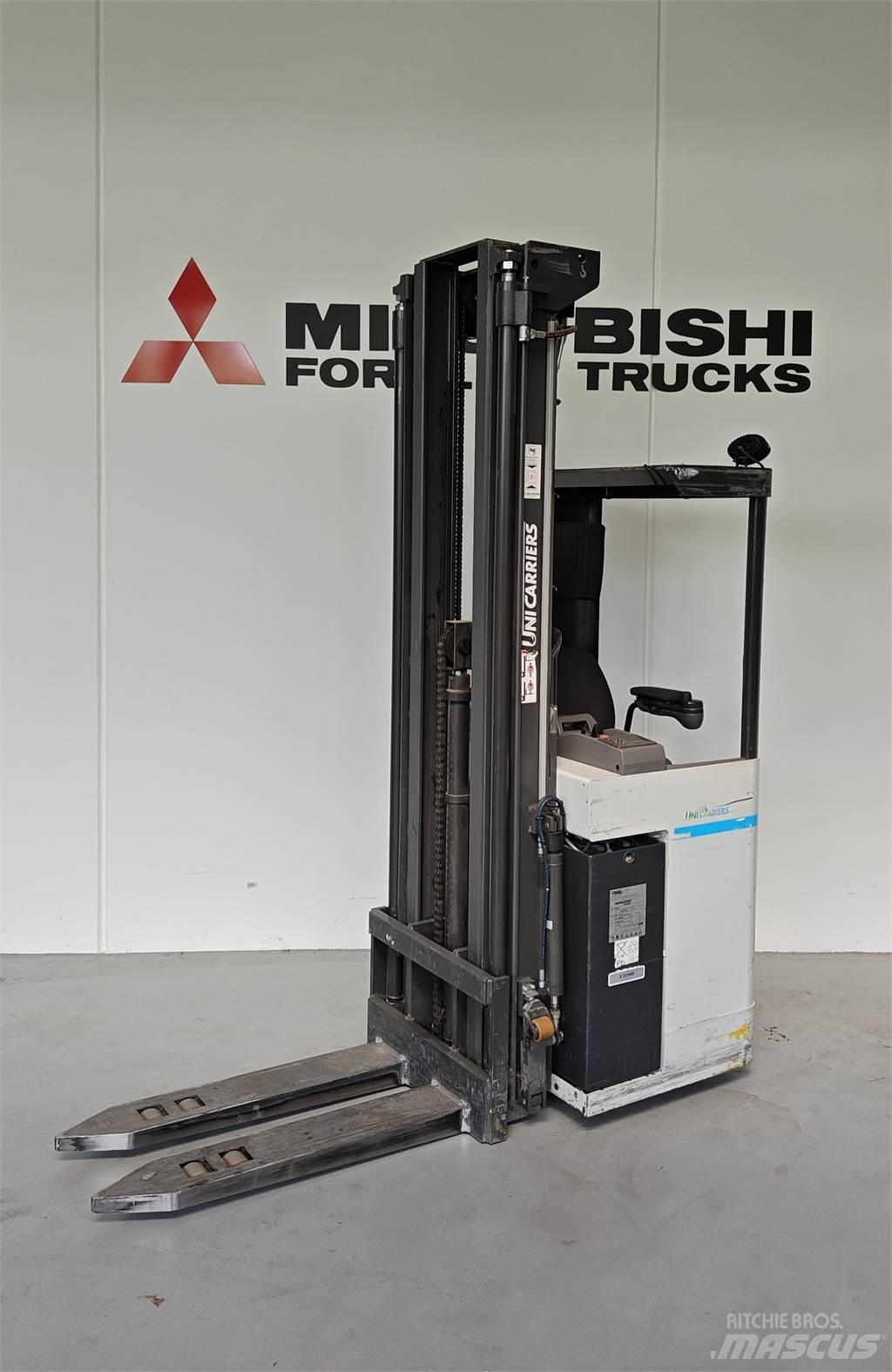 Atlet XSN160 Lavtløftende truck med platform