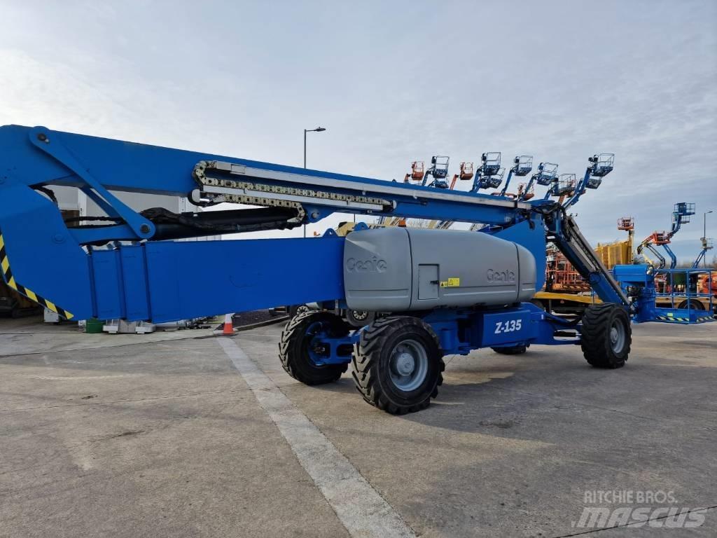 Genie Z 135/70 Leddede bomlifter