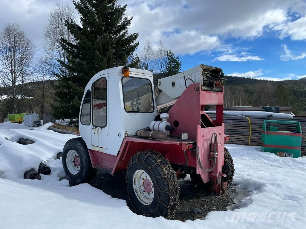 Merlo SM25 Teleskoplastere