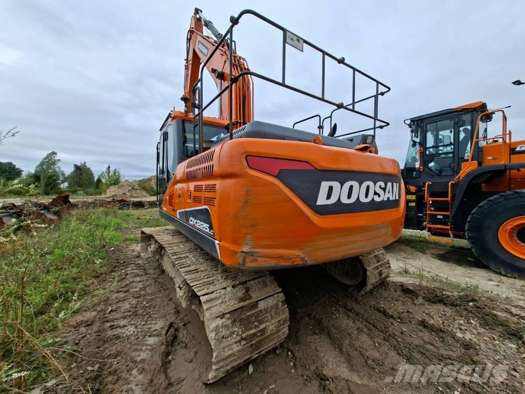 Doosan DX 225 LC-5 Beltegraver