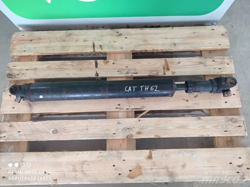 CAT TH63 drive shaft Aksler