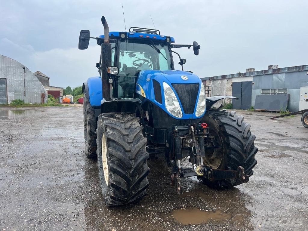 New Holland T 7070 Traktorer