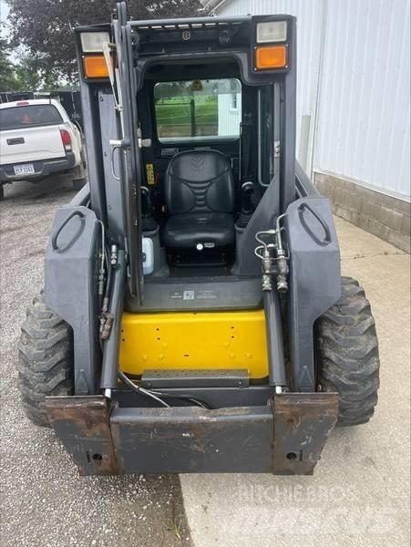 New Holland L 170 Kompaktlastere
