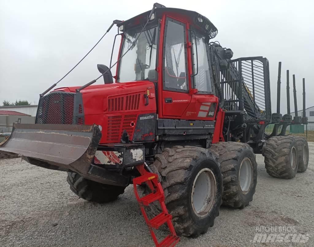 Komatsu 845 Lassbærere