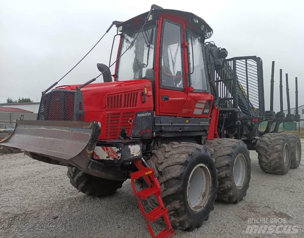 Komatsu 845 Lassbærere