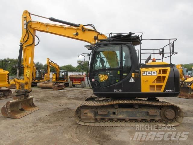 JCB JS130LC Plus+ Beltegraver