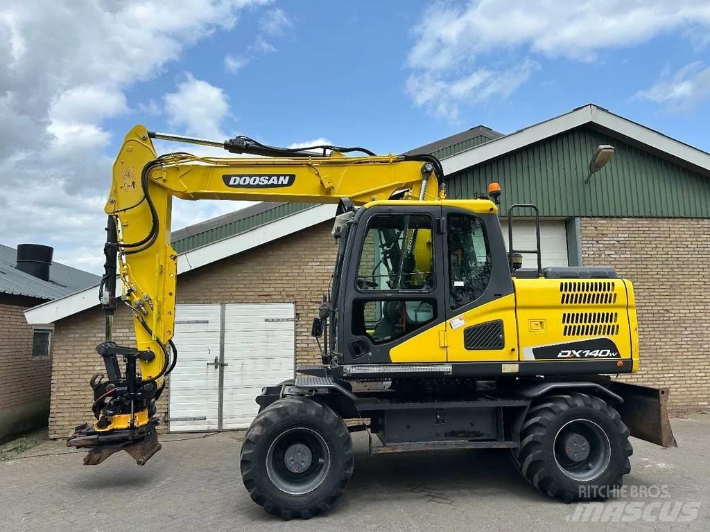 Doosan DX140W-5 Hjulgravere