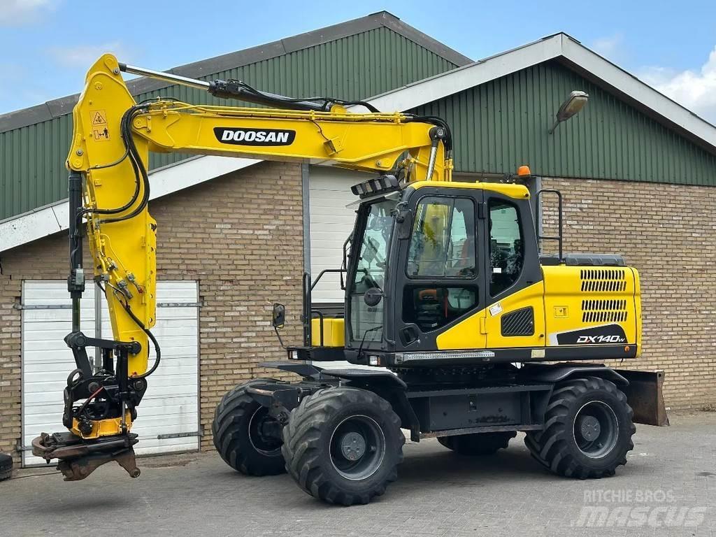Doosan DX140W-5 Hjulgravere