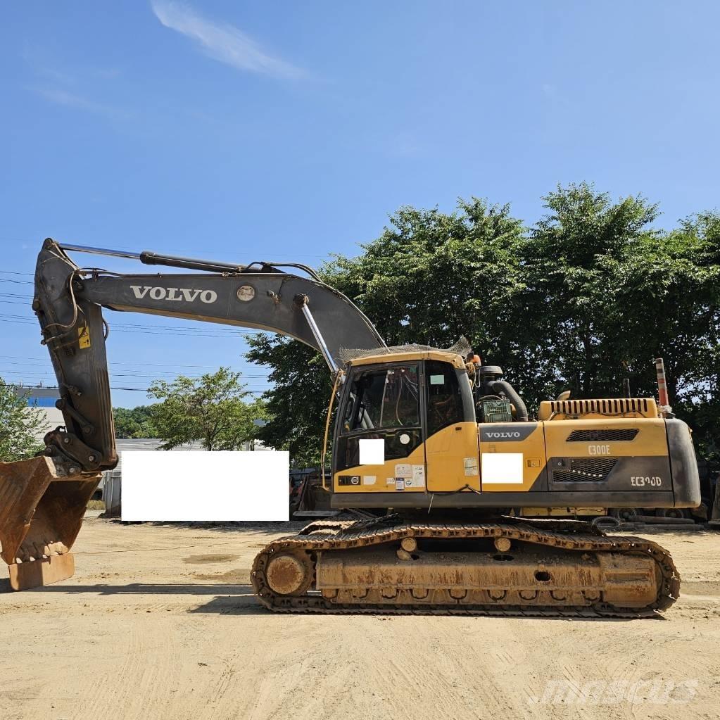 Volvo EC 300 D Beltegraver