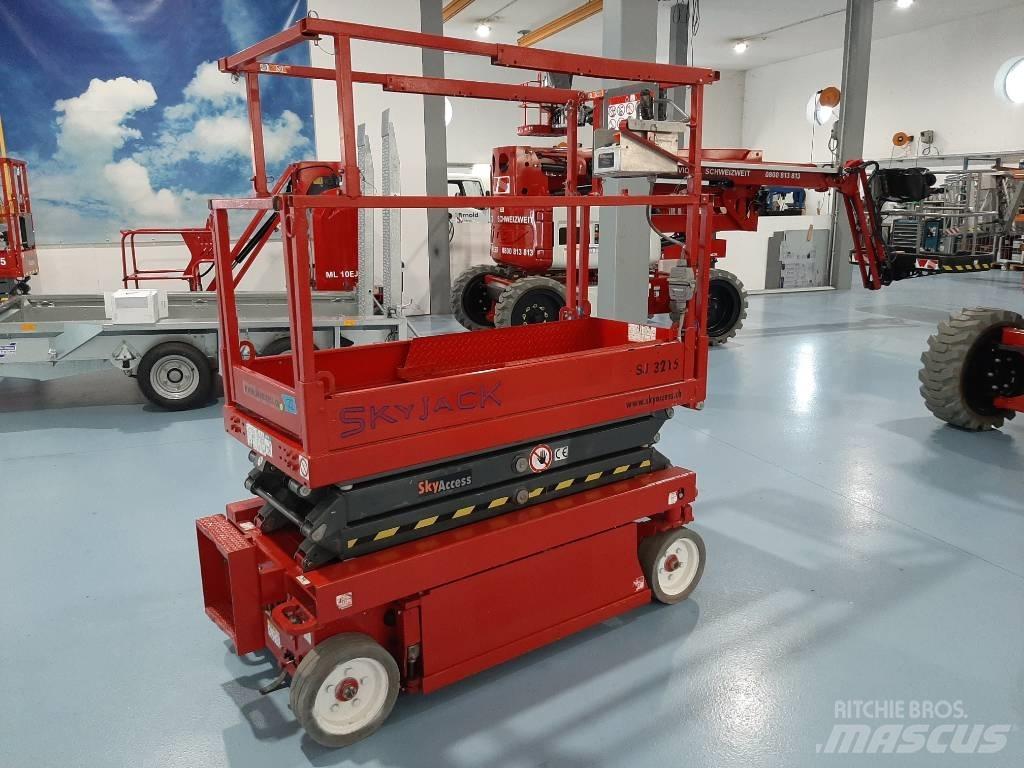 SkyJack SJIII 3215 Sakselifter