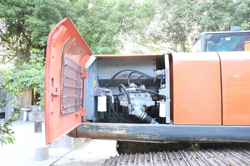 Hitachi ZX 210 LC-6 Beltegraver