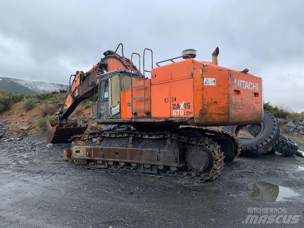 Hitachi 670 LCH-3 Beltegraver