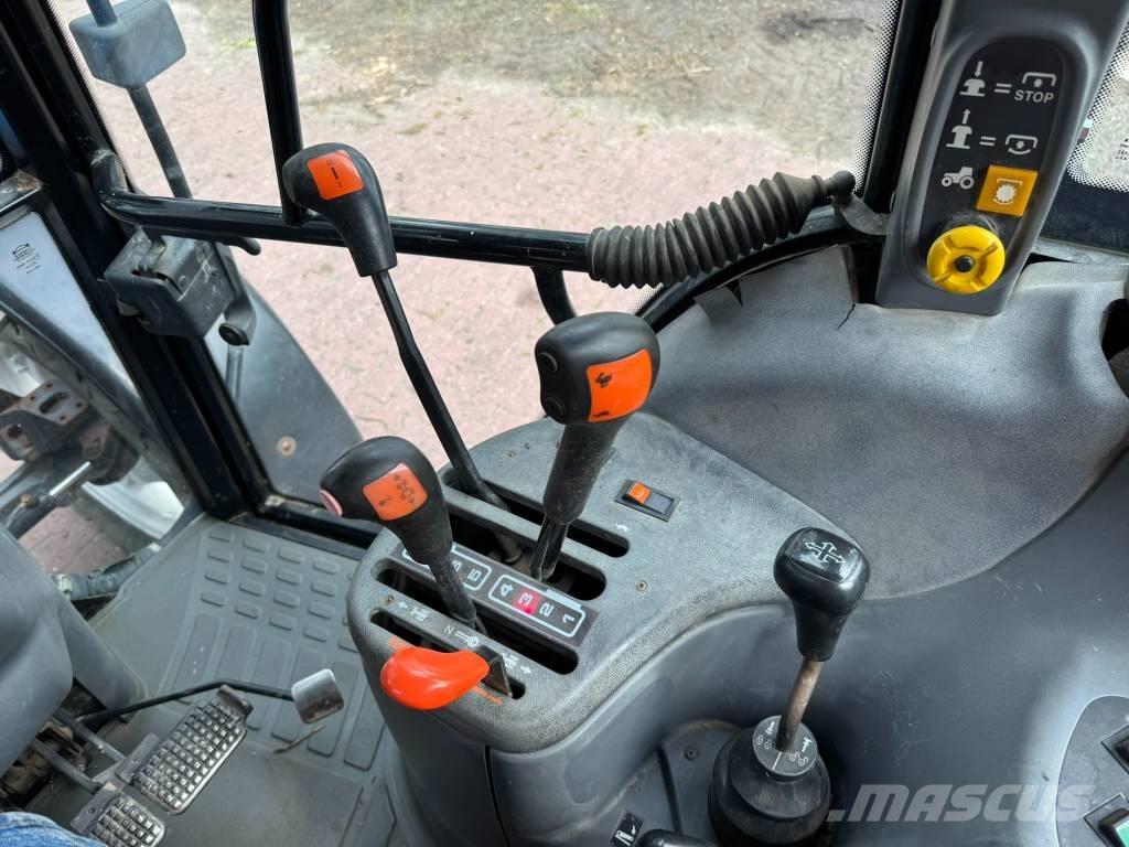 New Holland TS90 Traktorer