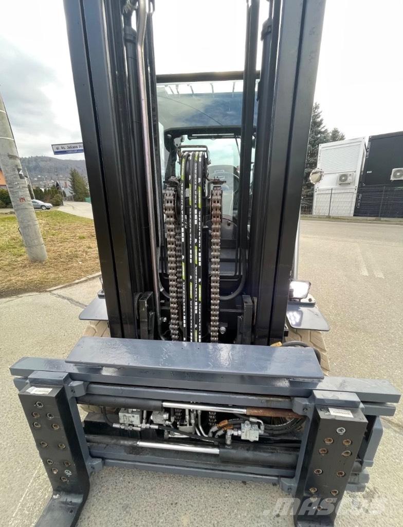 Toyota FVA450 Propan trucker