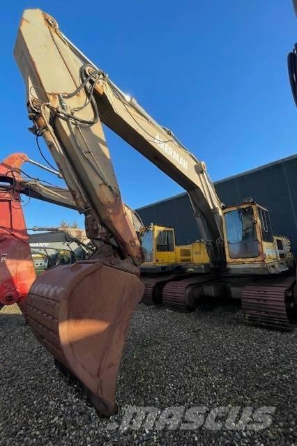 Åkerman EC420 Beltegraver