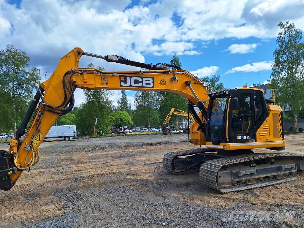 JCB 245 XR LC Beltegraver