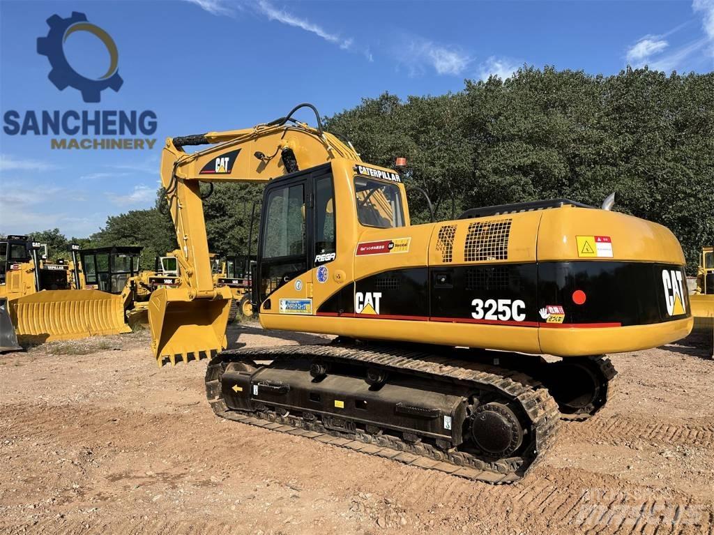 CAT 325 C Beltegraver