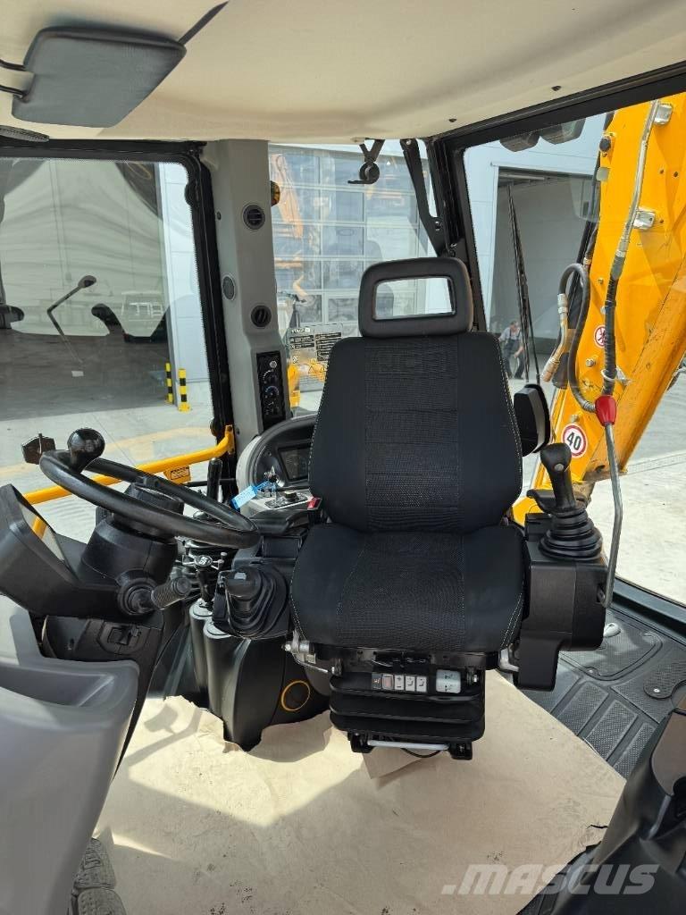 JCB 4 CX Pro Traktorgravere