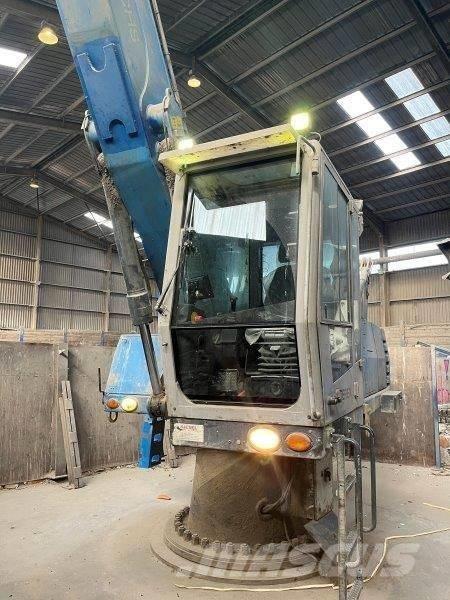 Fuchs AHL 831 D Gravemaskiner for avfallshåndtering